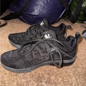 Puma Men's Black Athletic Sneakers